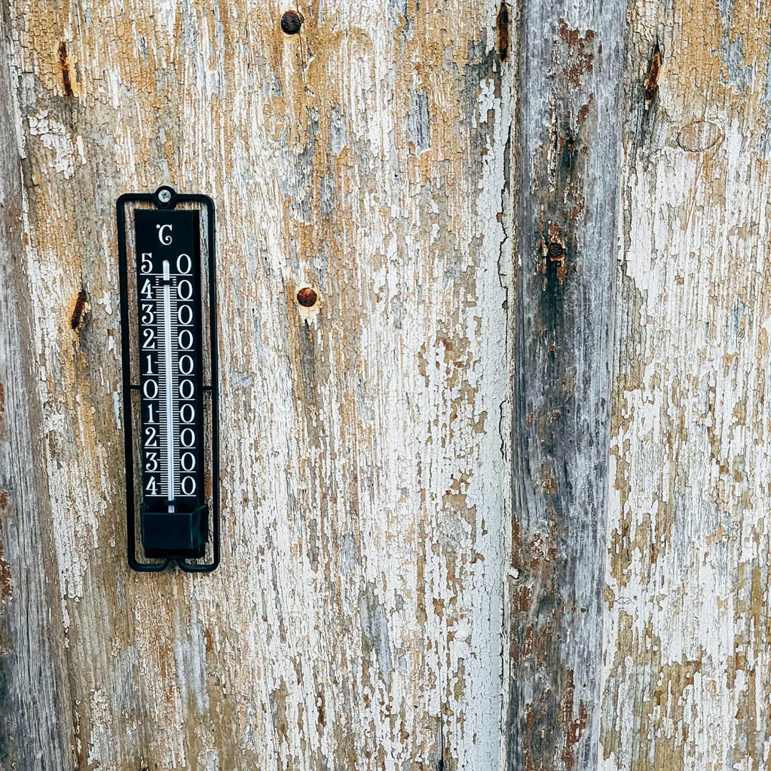The Role of Thermostats in Heating Efficiency4 old thermostat